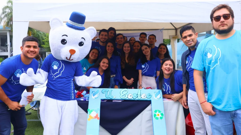 Feria de vinculación ECOTEC