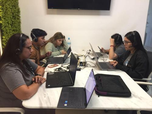 05-08 Estefanía Murillo 10