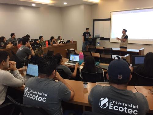 08-07 Lissette Alvarado 04