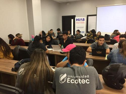 15-07 Lissette Alvarado 16